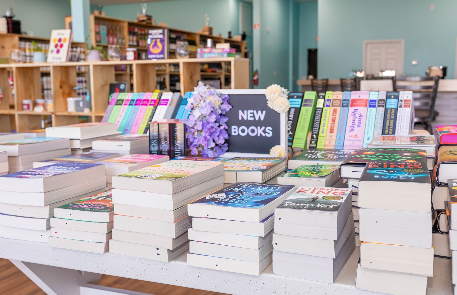 Bookworm & Vine – Myrtle Beach's only book and wine shop with coffee ...